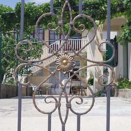 Bougainvillea Apartments Makarska Exterior foto