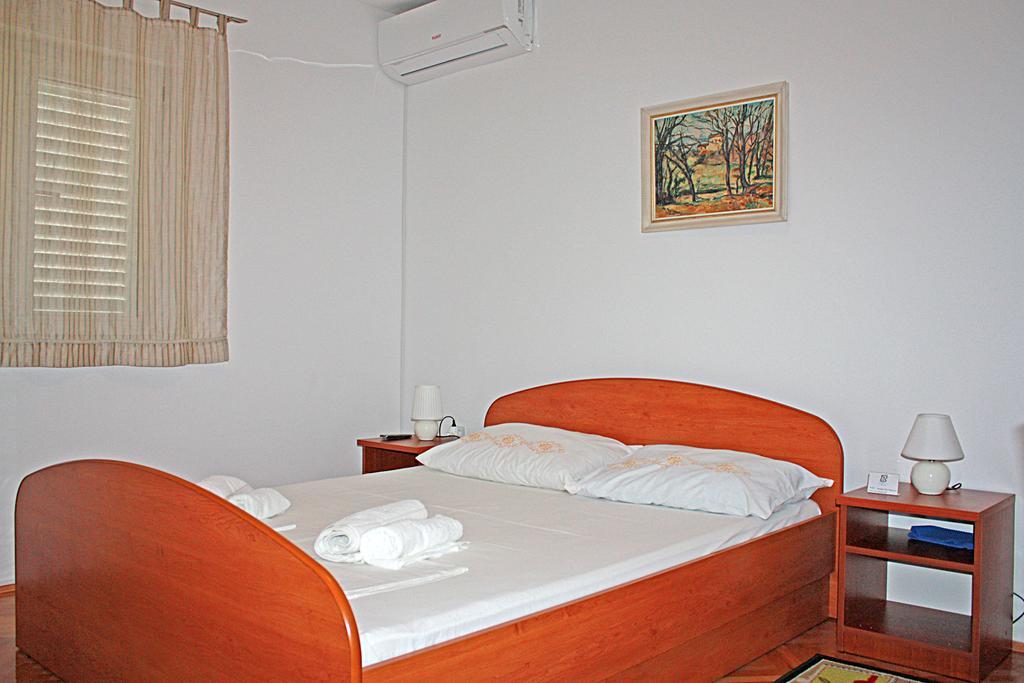 Bougainvillea Apartments Makarska Exterior foto